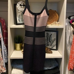 BCBG MAXAZRIA Stretch Dress